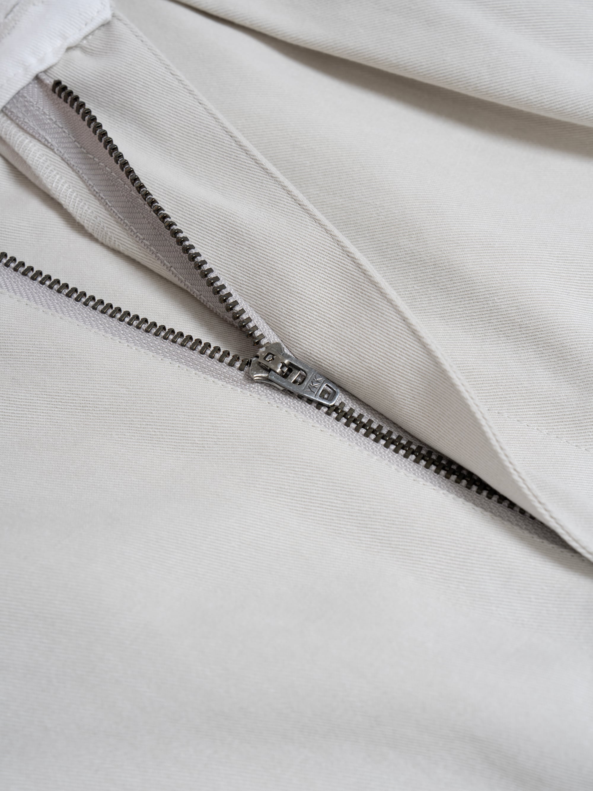 Cotton 2tuck Washed Chino Pants (ivory) | OVY