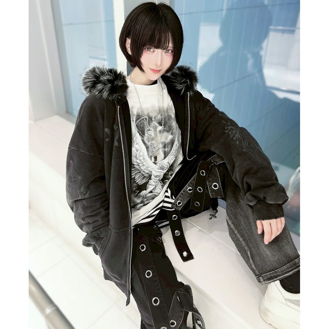 2/23新着】ピグメント ロゴフードファーZIPパーカー | VOLCAN&APHRODITE