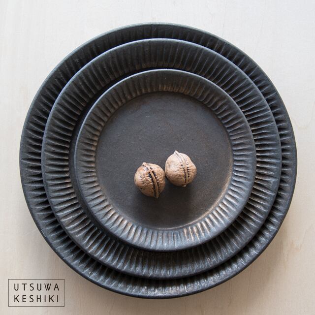 大原拓也］しのぎ7寸リムプレート（ゴールド） | UTSUWA KESHIKI