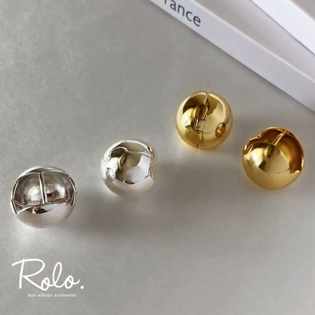 ラウンドボールピアス シルバー925 | Roloshop BASE店