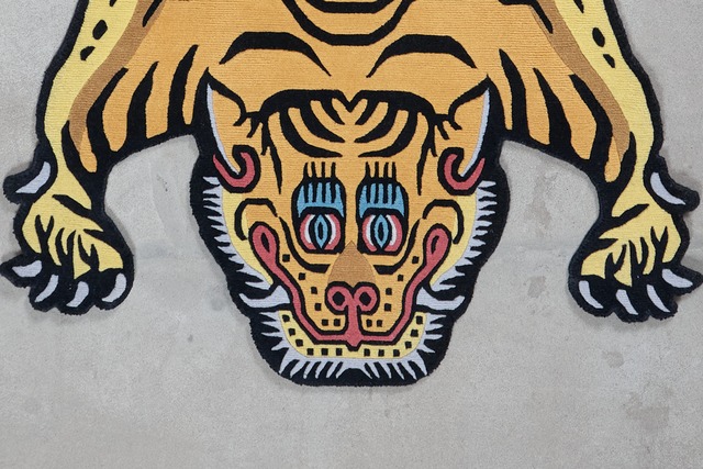 Tibetan Tiger Rug 《Lサイズ•ウール・オリジナル3・シグネチャーイエロー366》チベタンタイガーラグ
