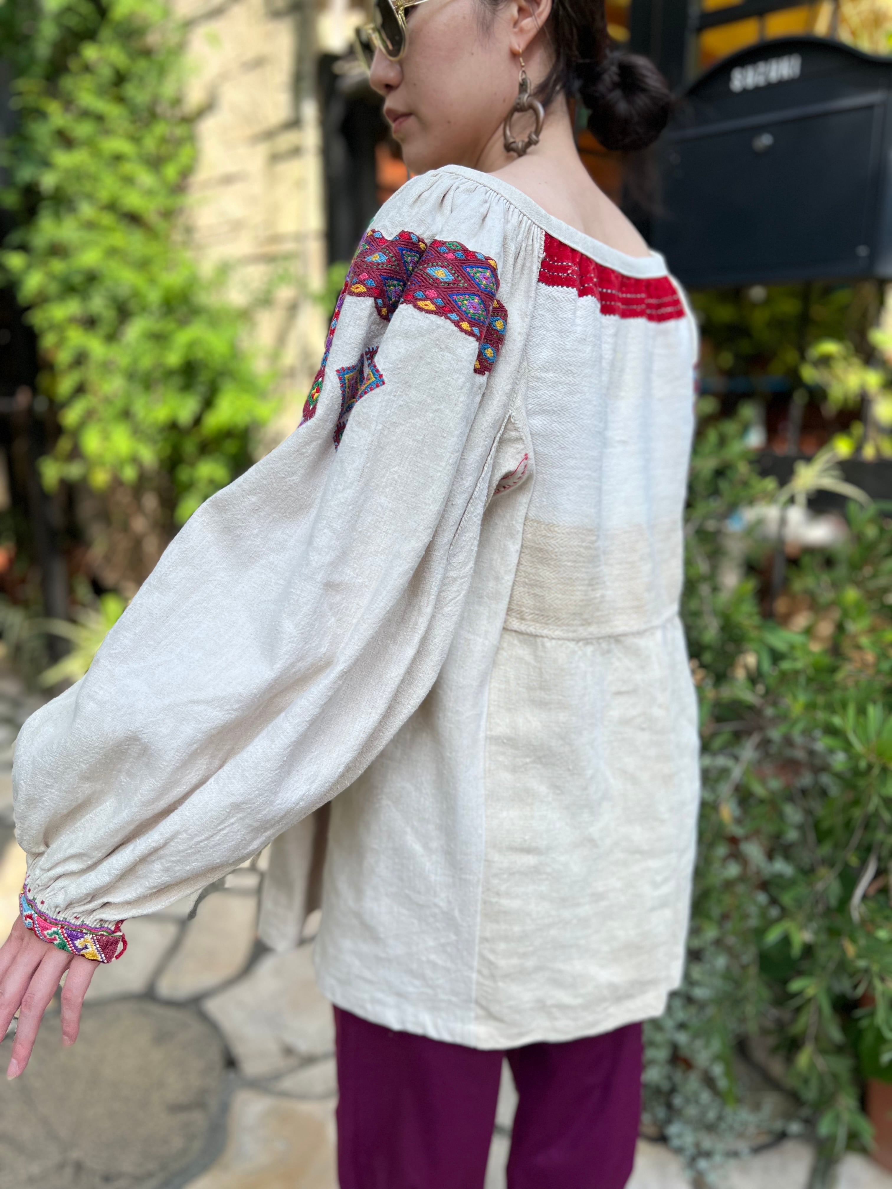 ☆special☆Vintage Ukraina linen multicolored embroidery tops 