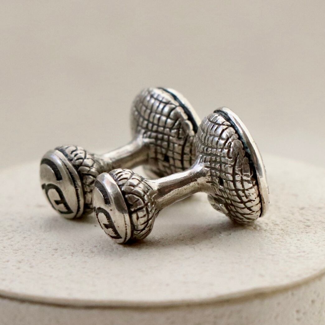 五三の桐の家紋風・カフリンクス | Onc311 Jewelry Design（オンセ