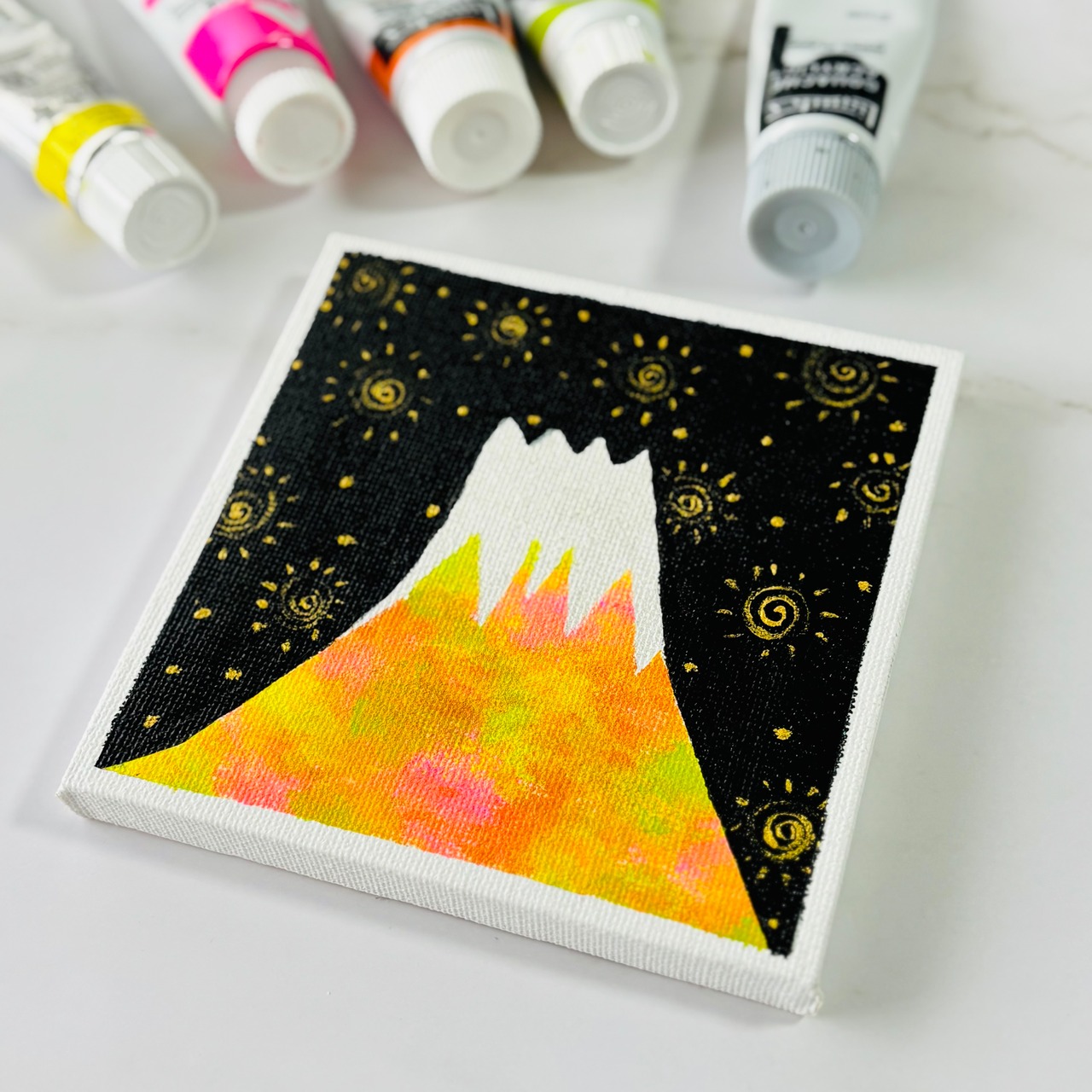10cm】富士山 キャンバスアート カラフル アクリル絵の具 ※運気アップ 