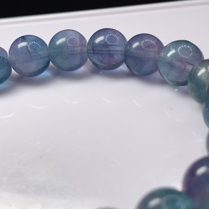 f64幻想的な色合い♪フローライトブレスレット