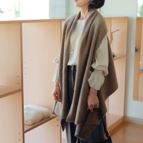 C.T.plage（シーティー・プラージュ）アンチスタティク ラクーン ジレ＆ストール