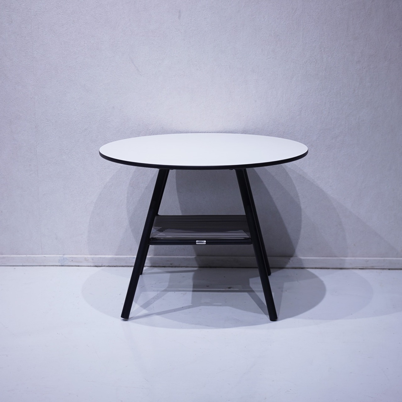 BoConcept Elba Lounge Table / 北欧 デンマーク デザイナーズ テーブル エルバ ボーコンセプト 美品 サイドテーブル ガーデンテーブル