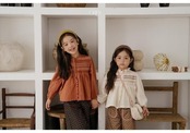 〖取寄〗韓国子供服 / 26winter / oren / メルシースモックブラウス / キッズ *S~XL*