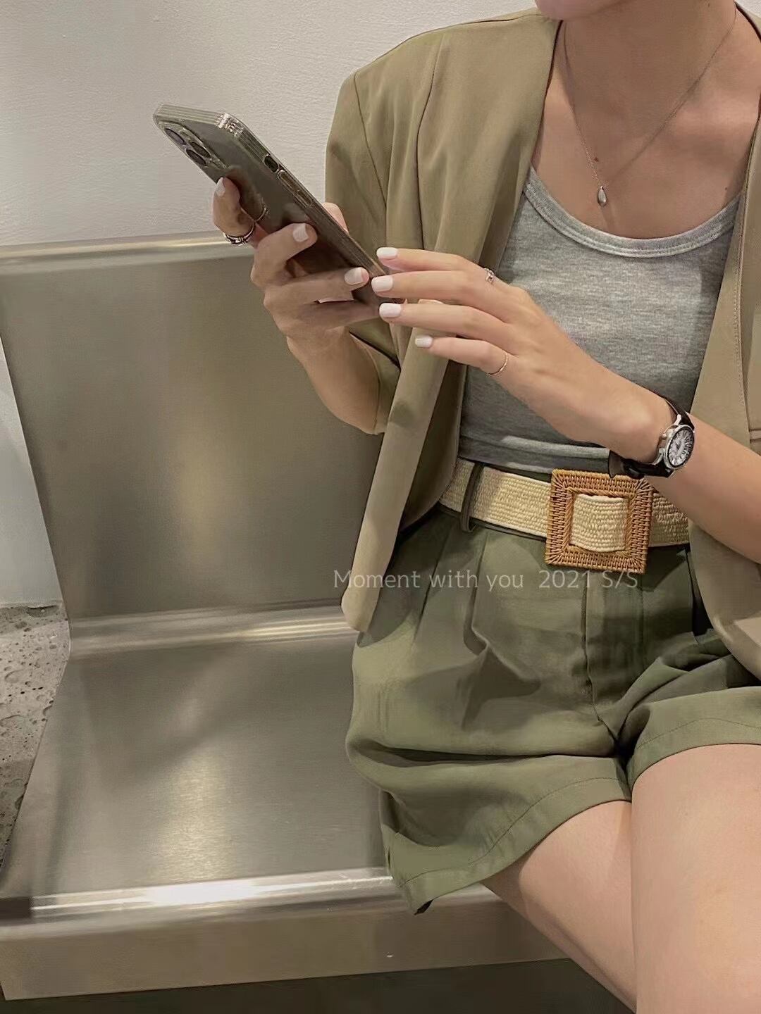 ベルトつき　ショートパンツ　AJ2205-721