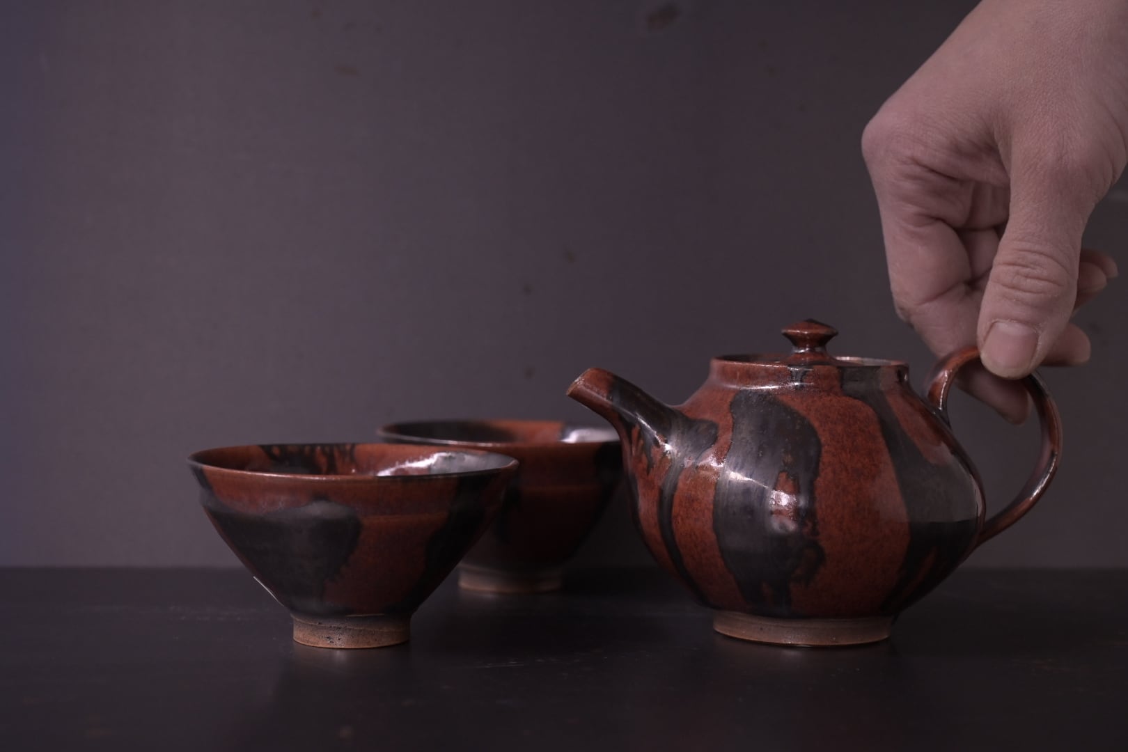 中村譲司 黒柿釉天目杯 | 鎌倉倶楽部 茶寮