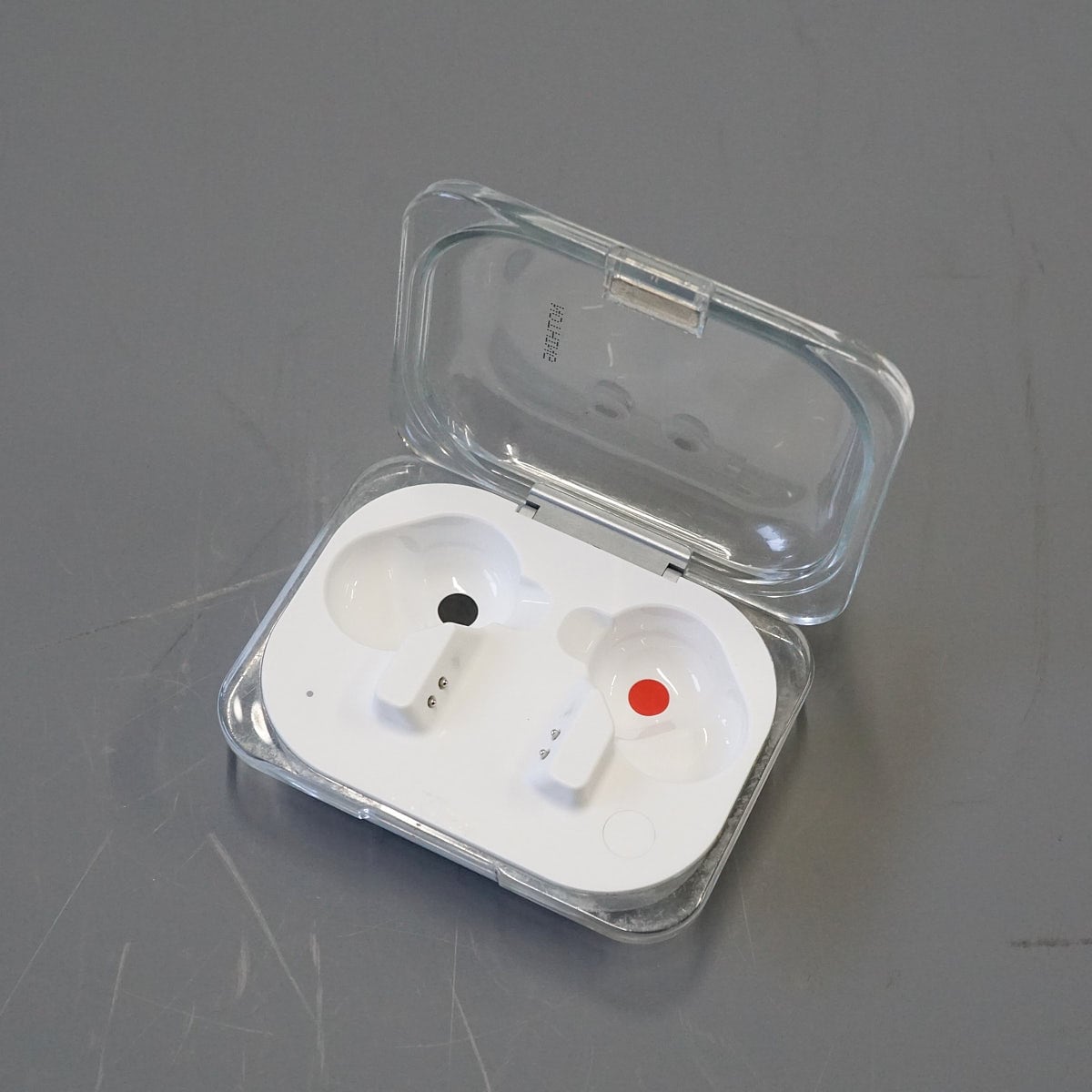 Nothing ear (a) 充電ケースのみ USED美品 充電器 チャージングケース