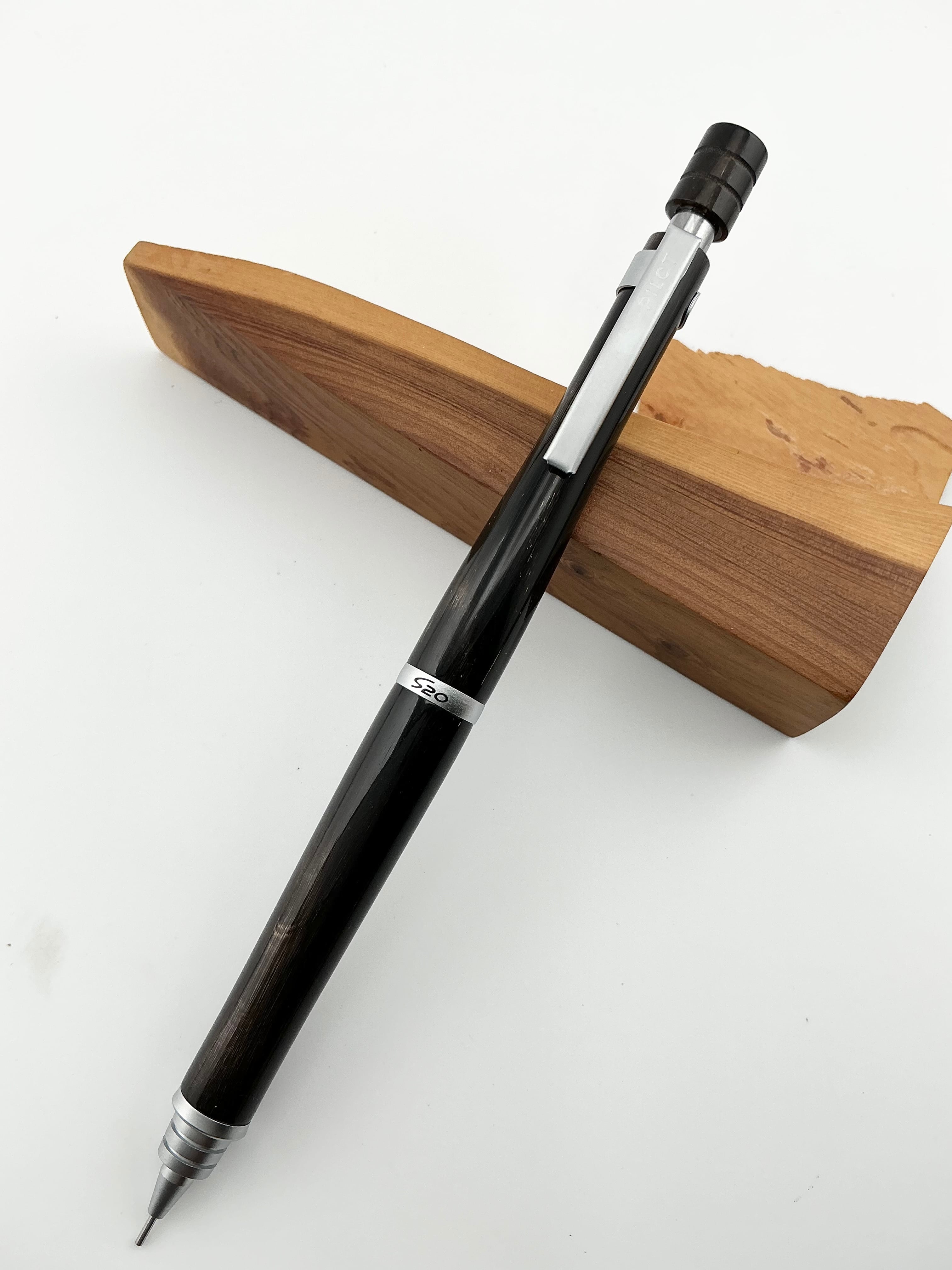 PILOT S20 カスタム 黒水牛 アクリル チタンノック 0.5mm シャーペン