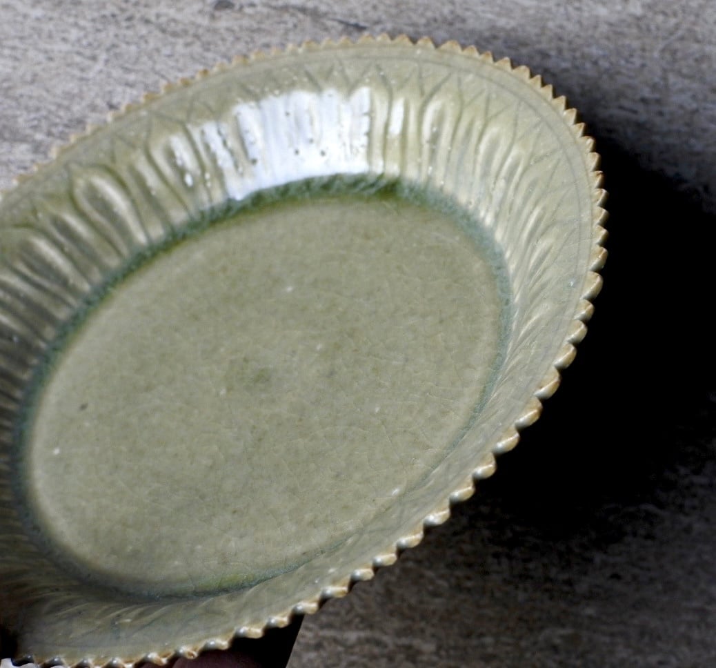 田中 大喜／緑淡釉 蓮弁文5寸皿 | ならまちミレー