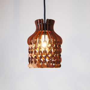 「ハート」木製チェーンペンダントライト 照明　インテリア