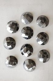 フランス 19世紀 4c 物言わぬ灰黒色の月と黒ガラスボタン ブローチ アンティーク