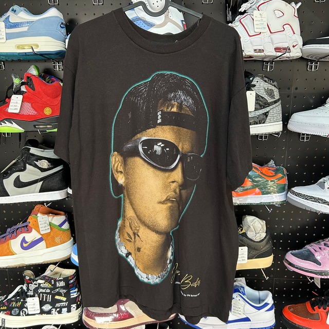 Vintage JUSTIN BIEBER TEE Thai boot