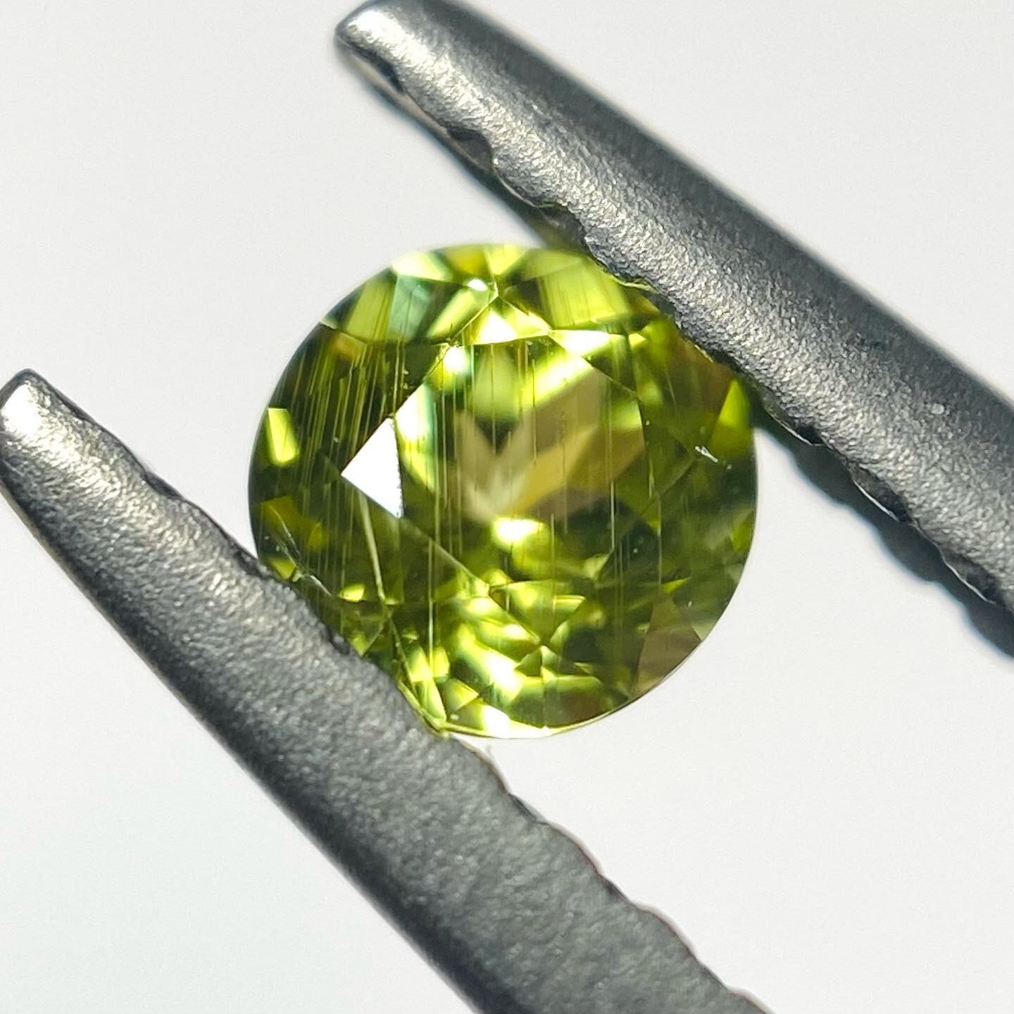 宇宙からの使者 パラサイトペリドット2