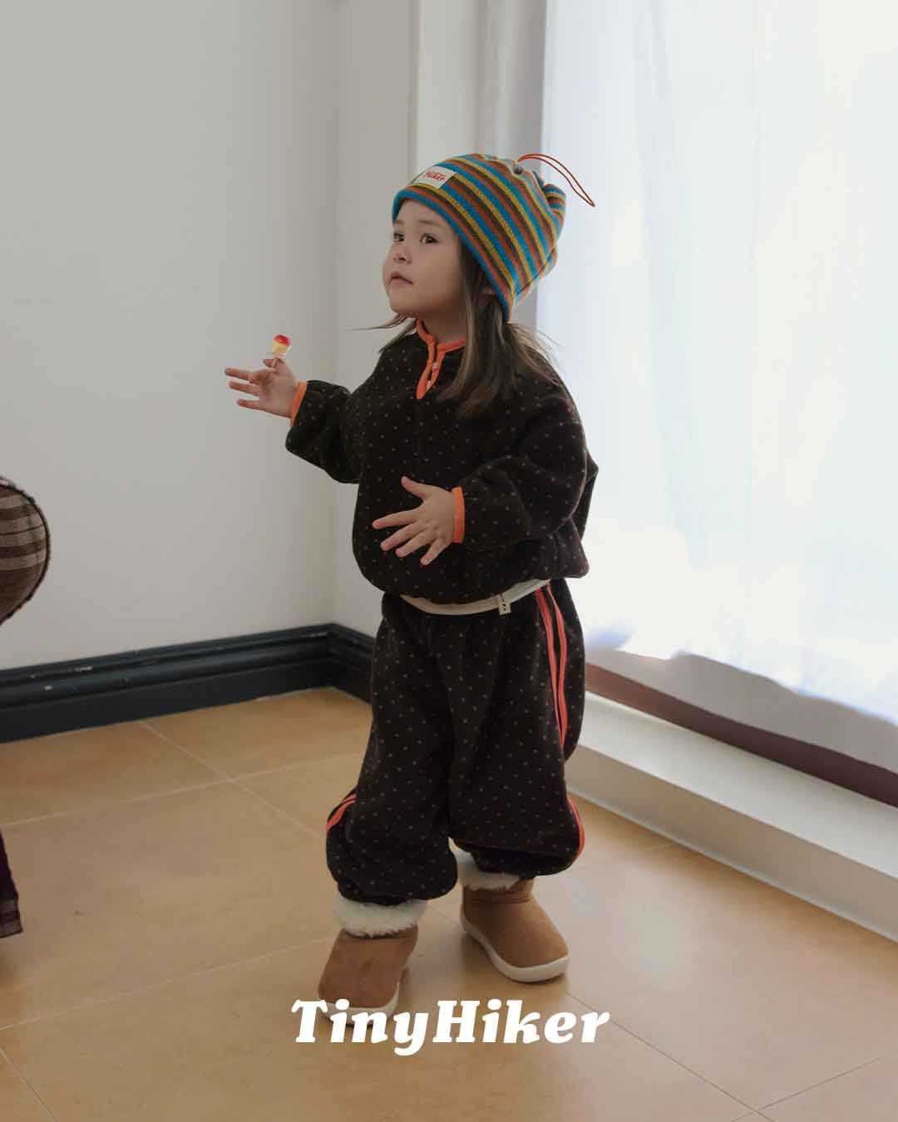 〖取寄〗韓国子供服 / 26winter / TinyHiker / プチドットフリースT / キッズ *XS~XL*