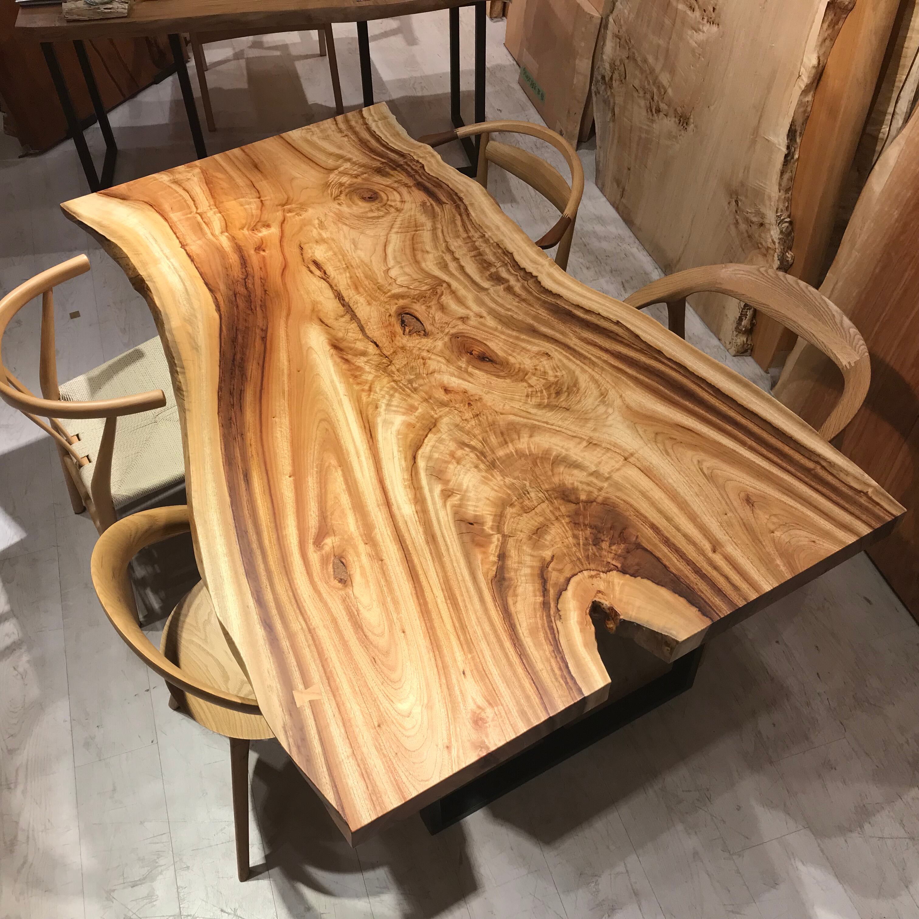 一枚板 ＊ 店舗／樹種で探す | 千年家具 - 一枚板 テーブル専門店