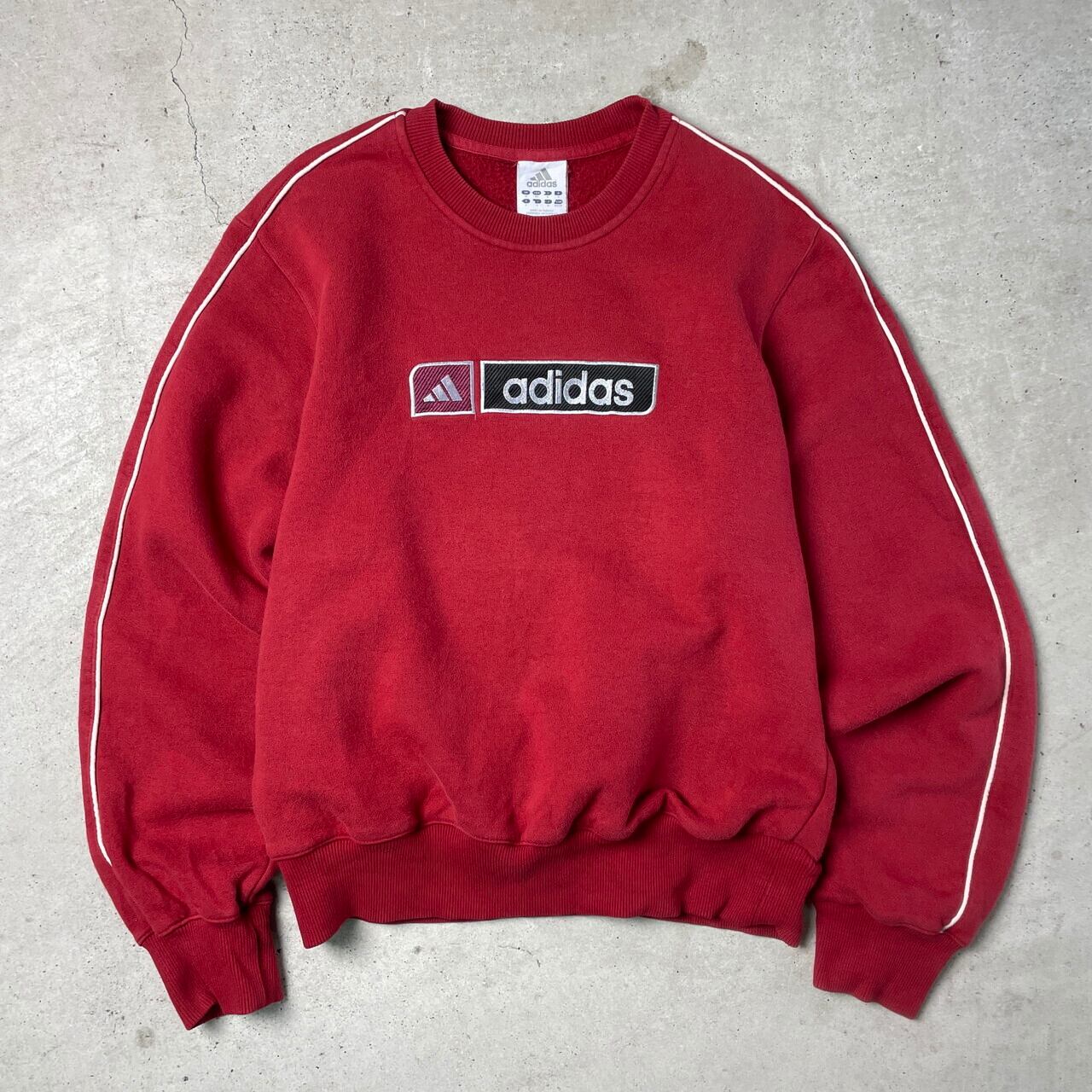 00年代 adidas アディダス パフォーマンスロゴ 刺繍 サイドライン スウェットシャツ メンズM相当 古着 00s ビンテージ ヴィンテージ  Y2K トレーナー ワインレッド ボルドー えんじ【スウェット】 | cave 古着屋【公式】古着通販サイト