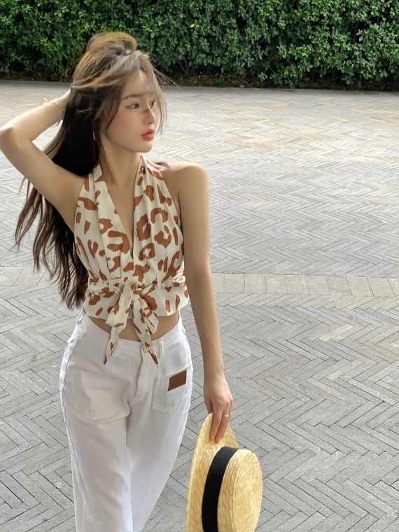 レオパードプリント柄サマーストラップ ホルタートップス 夏物 ピュア ブラックストロベリース44701714684