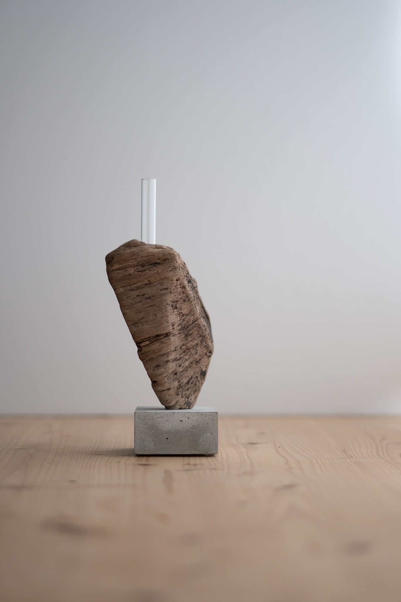 流木一輪挿し Cement M〔無塗装〕 no.18 | saisei