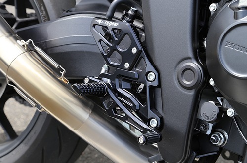 CB1000F/SE ライディングステップ（ブラック）[AC01-0800-BK]