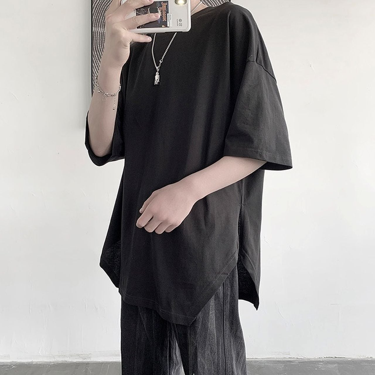 Loose-fitting T-shirt with side slits(MT1585)