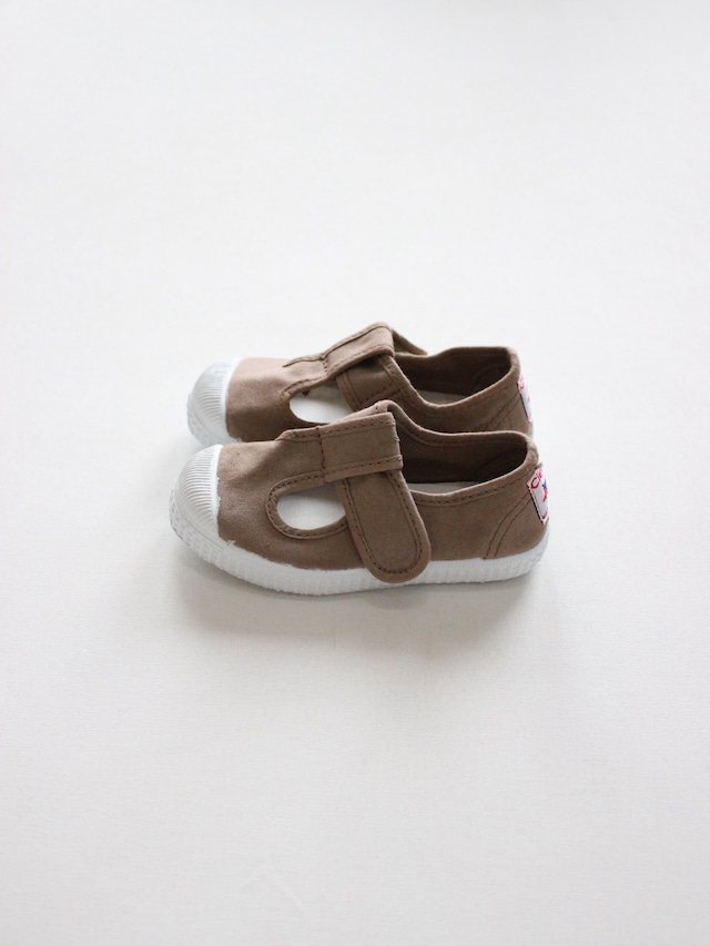 Cienta Velcro T-strap　Beige 77997　