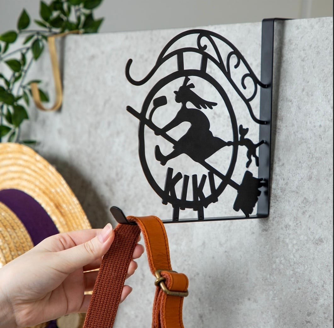 ジブリ 魔女の宅急便 ドアフック キキの看板 グーチョキパン店 | 雑貨 