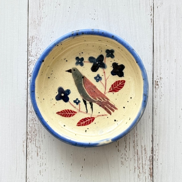 at878 リトアニア直輸入　陶器の小皿_鳥（小物入れ）