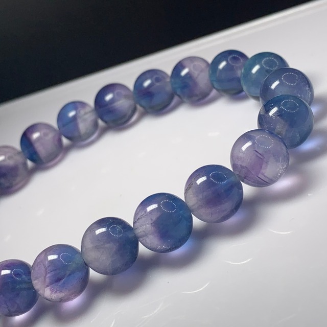 05.ブルー×パープル×カラーレスバイカラーフローライトブレスレット