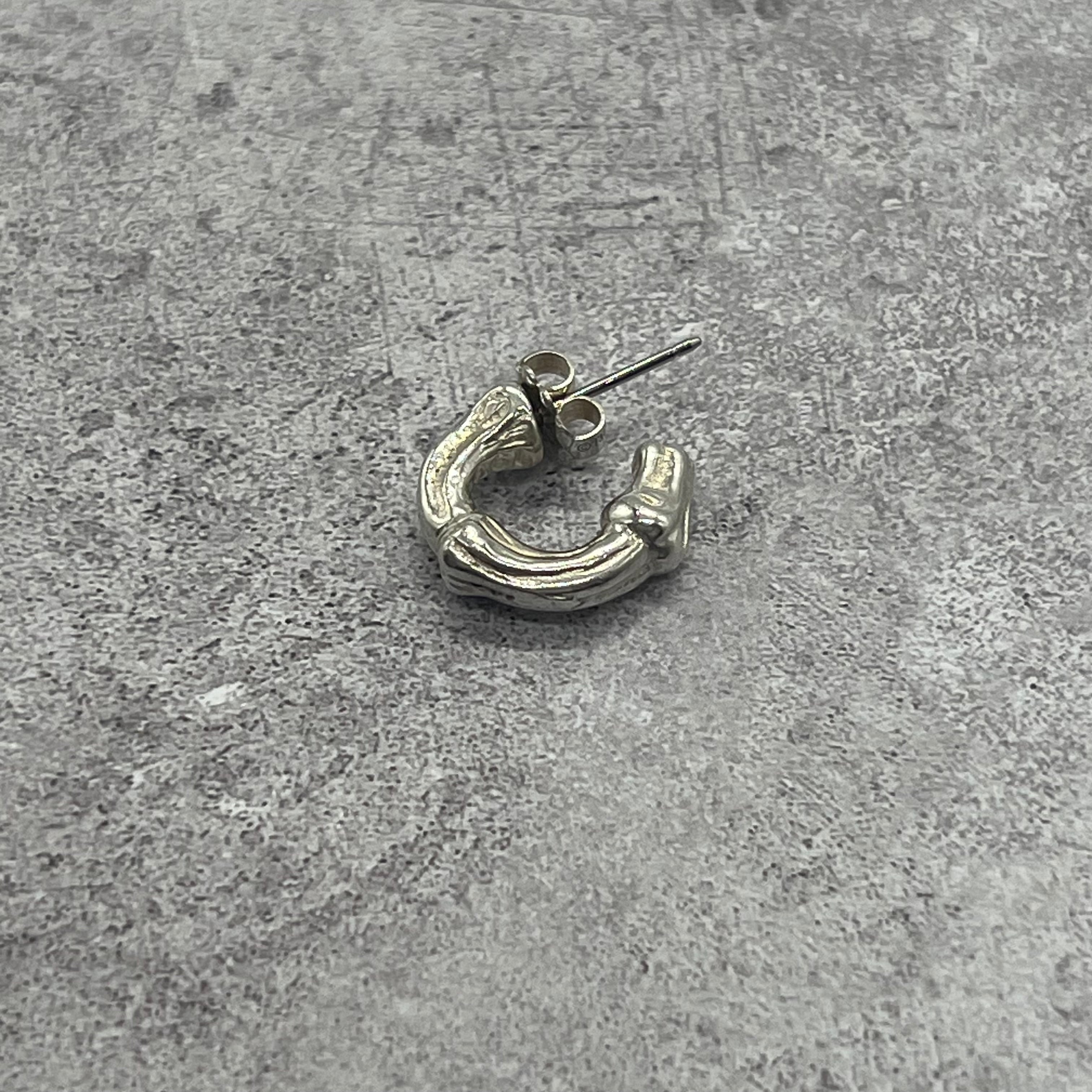 【希少】ティファニー TIFFANY&CO バンブー フープ ピアス スモール