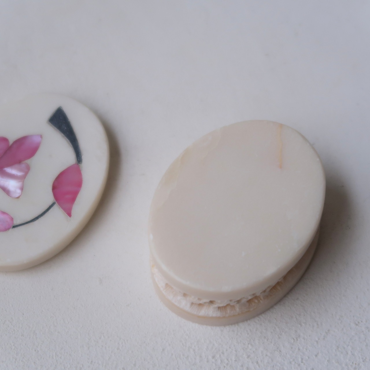 ピンクのお花のケース