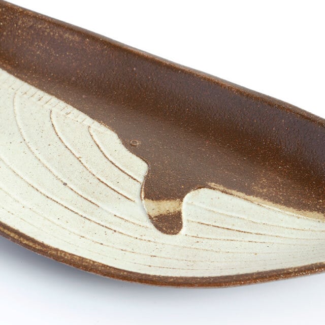 old white 大きなくじらのお皿 陶器 よしざわ窯 | うつわと暮らし｜M's
