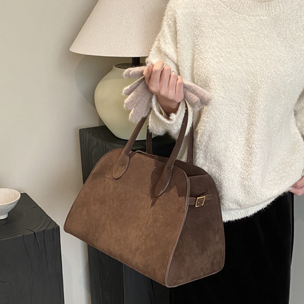 スエード ショルダー バッグ スモール ダークブラウン 341199