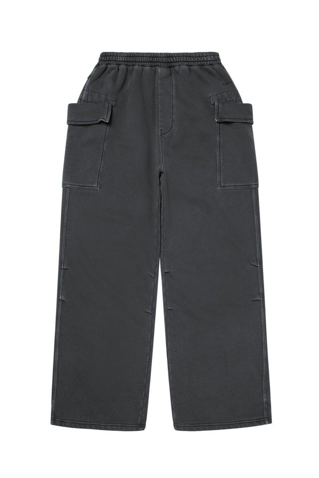 [DEINET] MUDDY CARGO SWEAT PANTS IN CHARCOAL 正規品 韓国ブランド 韓国通販 韓国代行 韓国ファッション デイネット ダイニット 日本 店舗