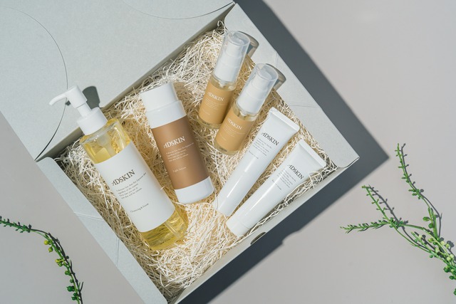 【定期便１ヶ月】クレンジング＆フォーム、ライトローション、クリアセラム×2本、バリアクリーム×2本