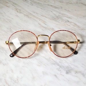 vintage HILTON round glasses