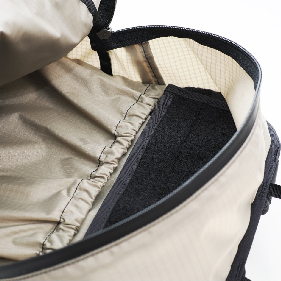 HANCHOR / LAVA Quick-access Daypack | mujina shouten | 糸島の
