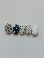 no.54 Daily Dot Mood