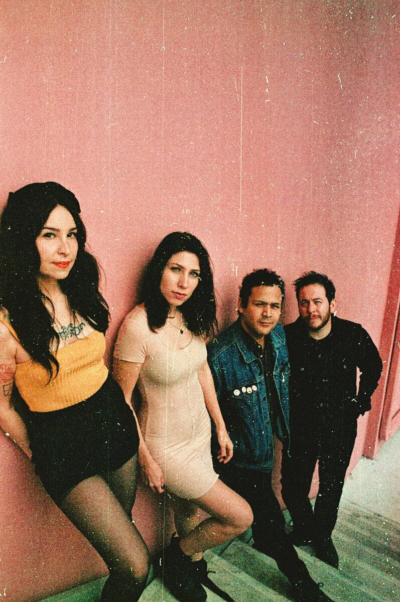 Blushing / The Truth / Sunshine(250 Ltd 7inch)