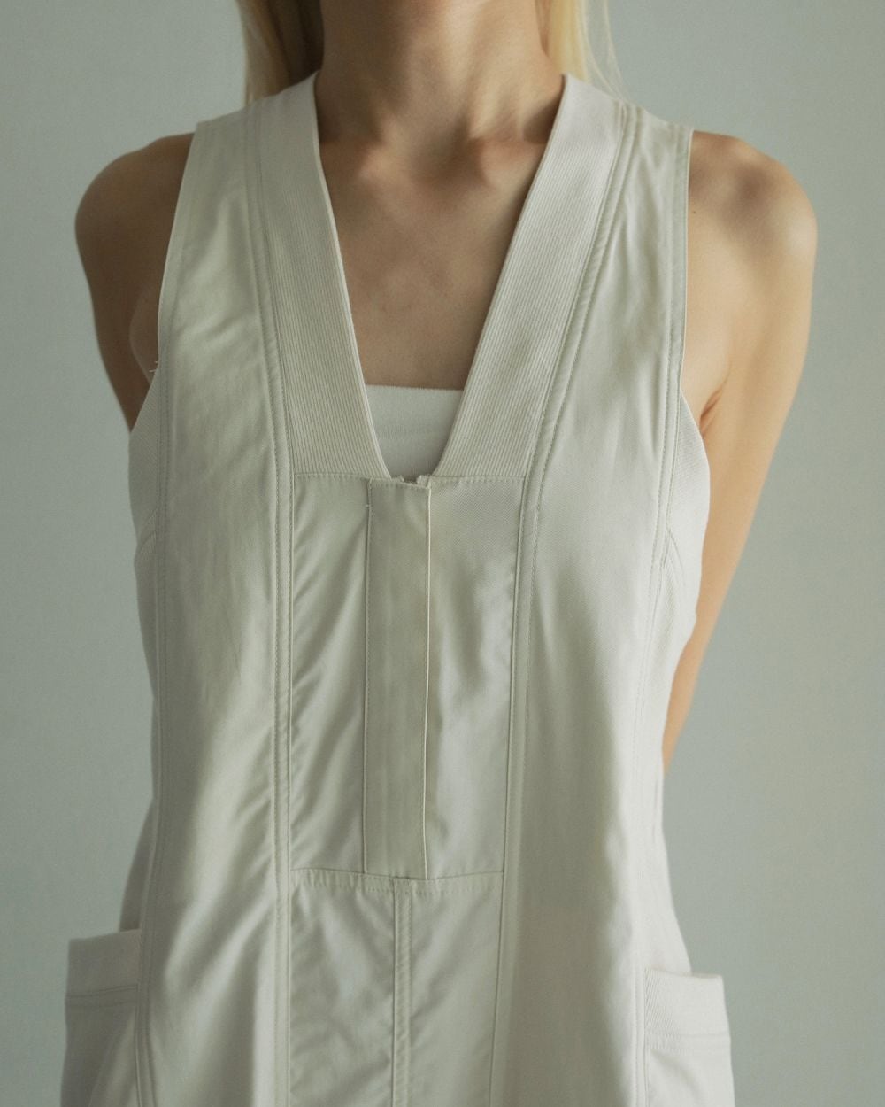 【 anuke 】Drawstring Vneck Combinaison anuke 】Drawstring Vneck Combinaison | valance 福井