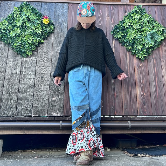 デニムリメイクフリルジーンズ