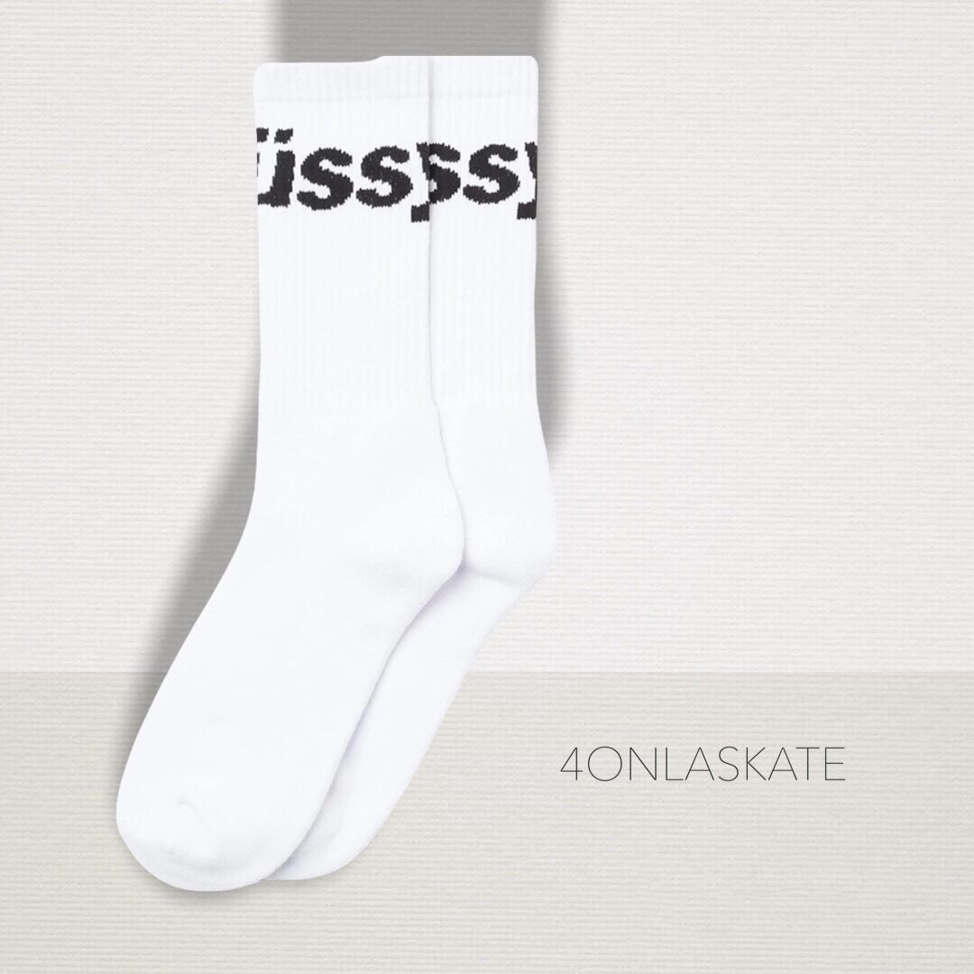 STUSSY JACQUARD LOGO SOCKS 】白 | 4ON LA SKATE / PUPPY ANGEL