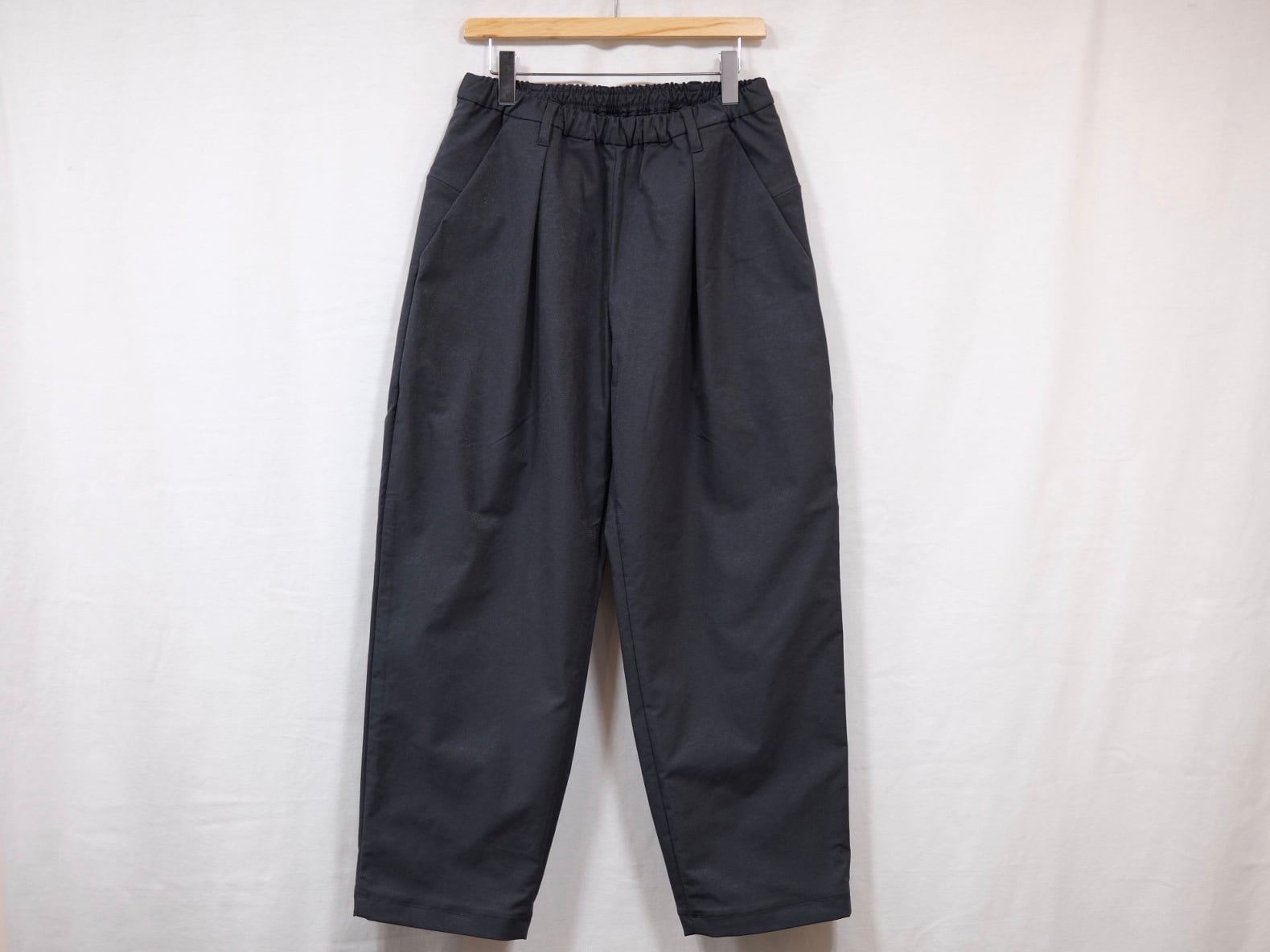 TEATORA” WALLET PANTS RESORT MOTION STRUCTURE” | Lapel online store