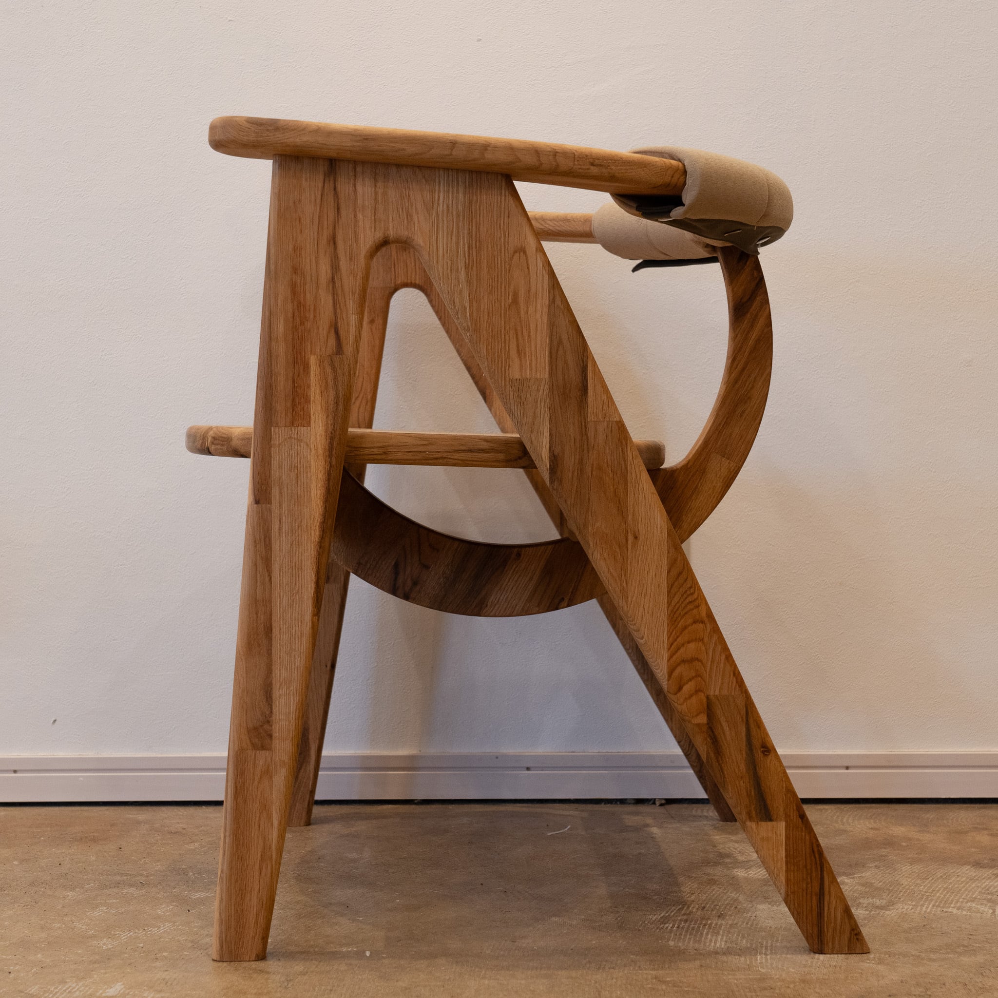 タモ】オーダー家具屋が作る優しさの椅子 身体に合わせて選べる展開 M