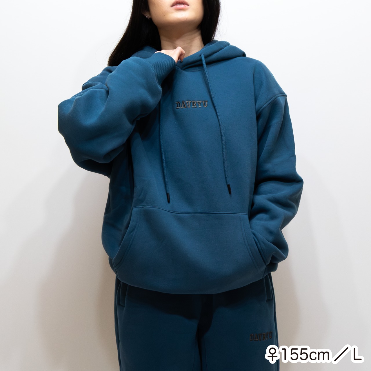 davryu bakudan HOODIE [リヨンブルー]