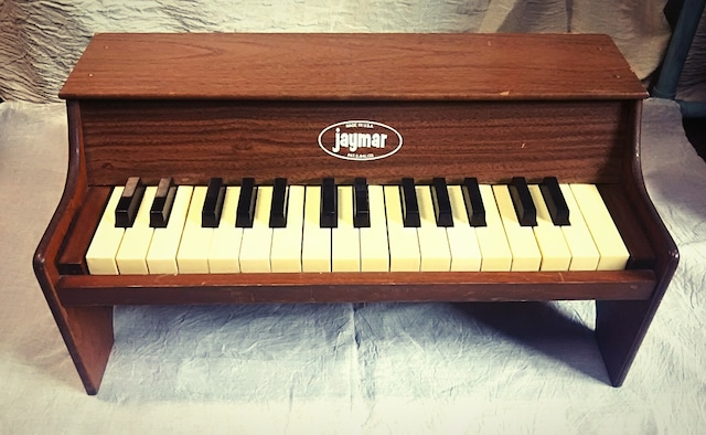〔vintage〕jaymar　トイピアノ　30鍵盤　ポータブルタイプ