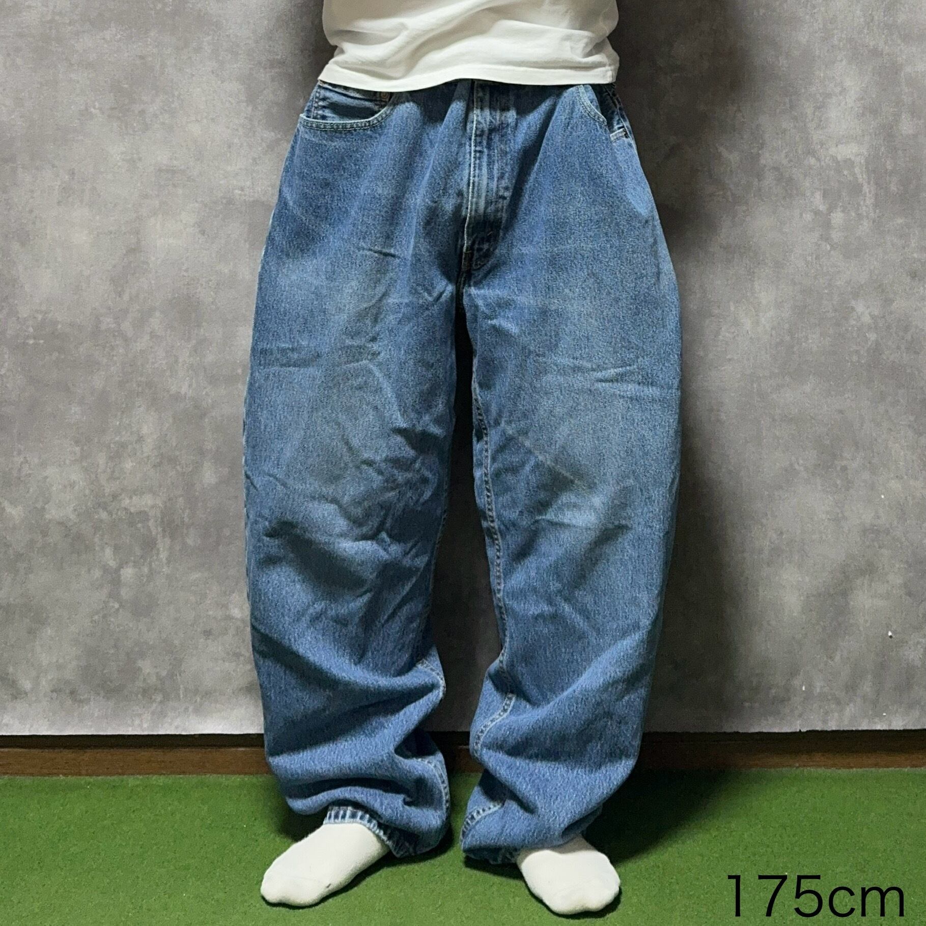 W44×L32】Levi